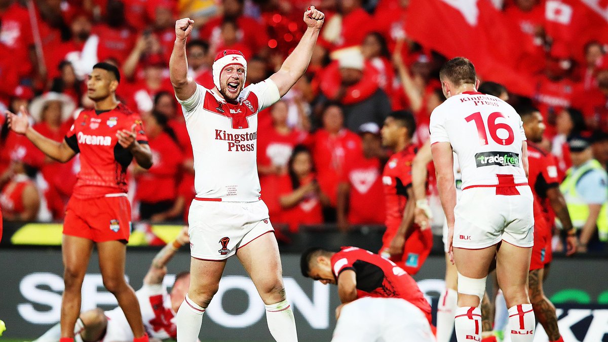 sportingnewsau's tweet photo. Bennett has his say on Cecchin's controversial no-try call in England's narrow RLWC semi-final win over Tonga. https://t.co/nePPA6xYOy #ENGvTON #TONGAvENGLAND #tongaRobbed #RLWC17 https://t.co/CspARZPTME
