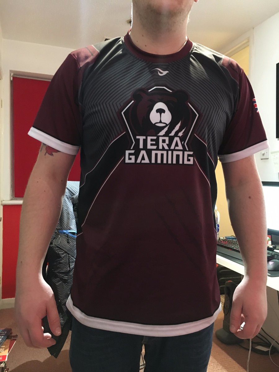 TeraCommunity's tweet photo. @RavenGG tank you so much for this awesome Jersey! more will be on ordered soon i'm sure! @TeraCommunity https://t.co/nUhY0lW8rv