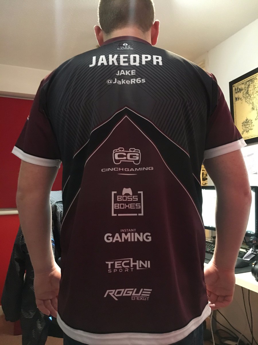 TeraCommunity's tweet photo. @RavenGG tank you so much for this awesome Jersey! more will be on ordered soon i'm sure! @TeraCommunity https://t.co/nUhY0lW8rv