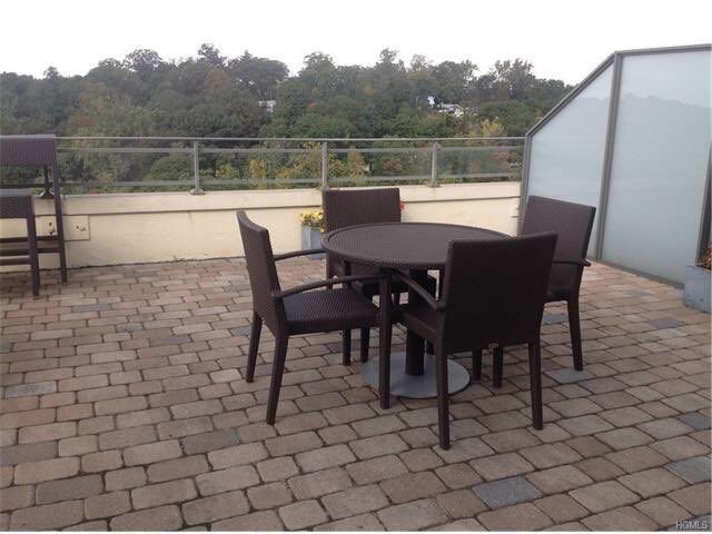 RealtorSans's tweet photo. Amazing 2bedroom 2bath doorman apartment in Ridge Hill Yonkers NY $579,000 https://t.co/wNSXHQp5EN