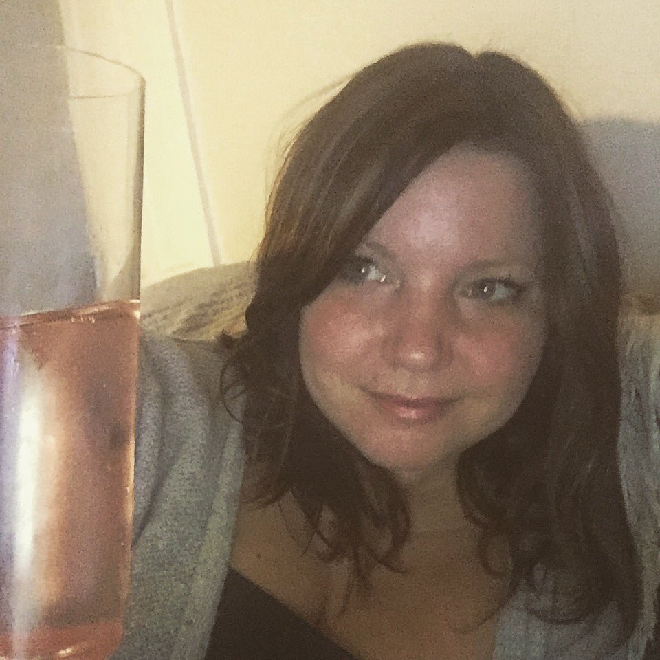 laurahudsblogs's tweet photo. One week on, enjoying the spoils of last week’s #AltyFizzFest - what a delicate hue indeed #Saturday #fizz #roseprosecco https://t.co/YR3sq6ELqz