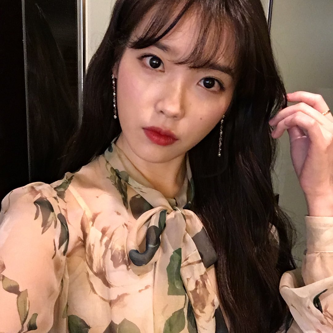 아이유가 참 좋은 아이유닷컴 tweet media