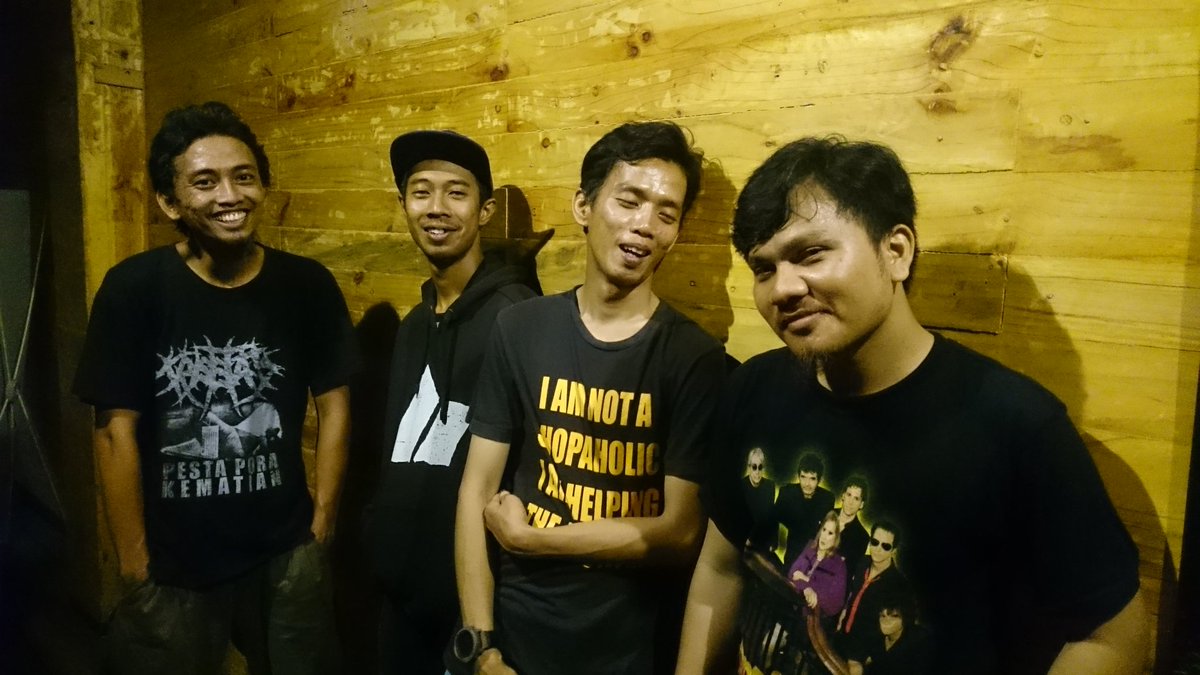 OTHER SIDE tweet media