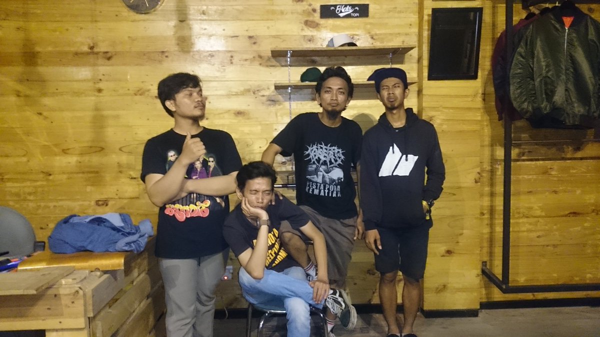 OTHER SIDE tweet media