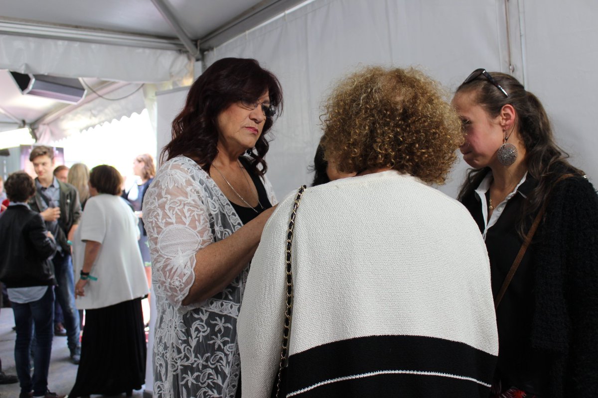 #PremioDestacados Esta noche a las 21:30 viviremos la gala de premiación, junto a los cuatro finalistas elegidos por el jurado: Graciela, Silvia, Esteban y Francisco