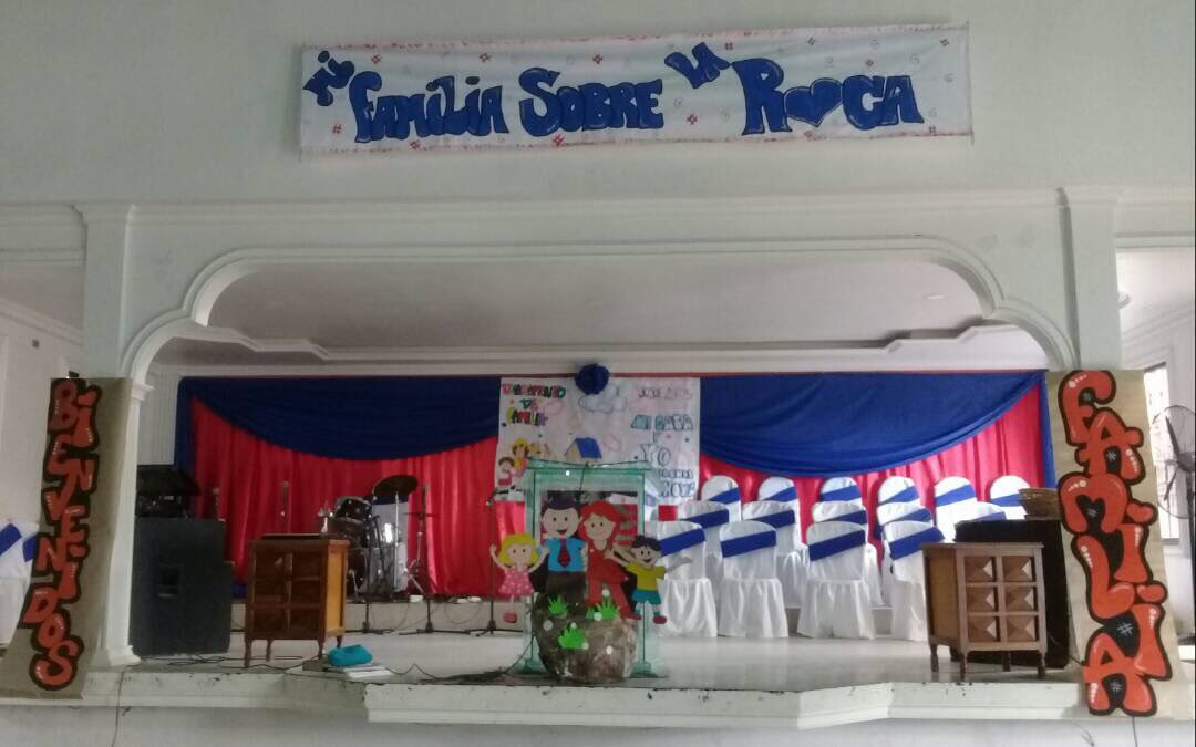 jholmanguatume's tweet photo. #LosPentecostalesDelNula Iniciamos Con a Nuestro Evento #MiFamiliaSonreLaRoca Familia Restauradas llenas y Bendecidas por El Poder De Lo Alto.#CrecimientoTotal #Vision3000 https://t.co/GS7wD9iGlB