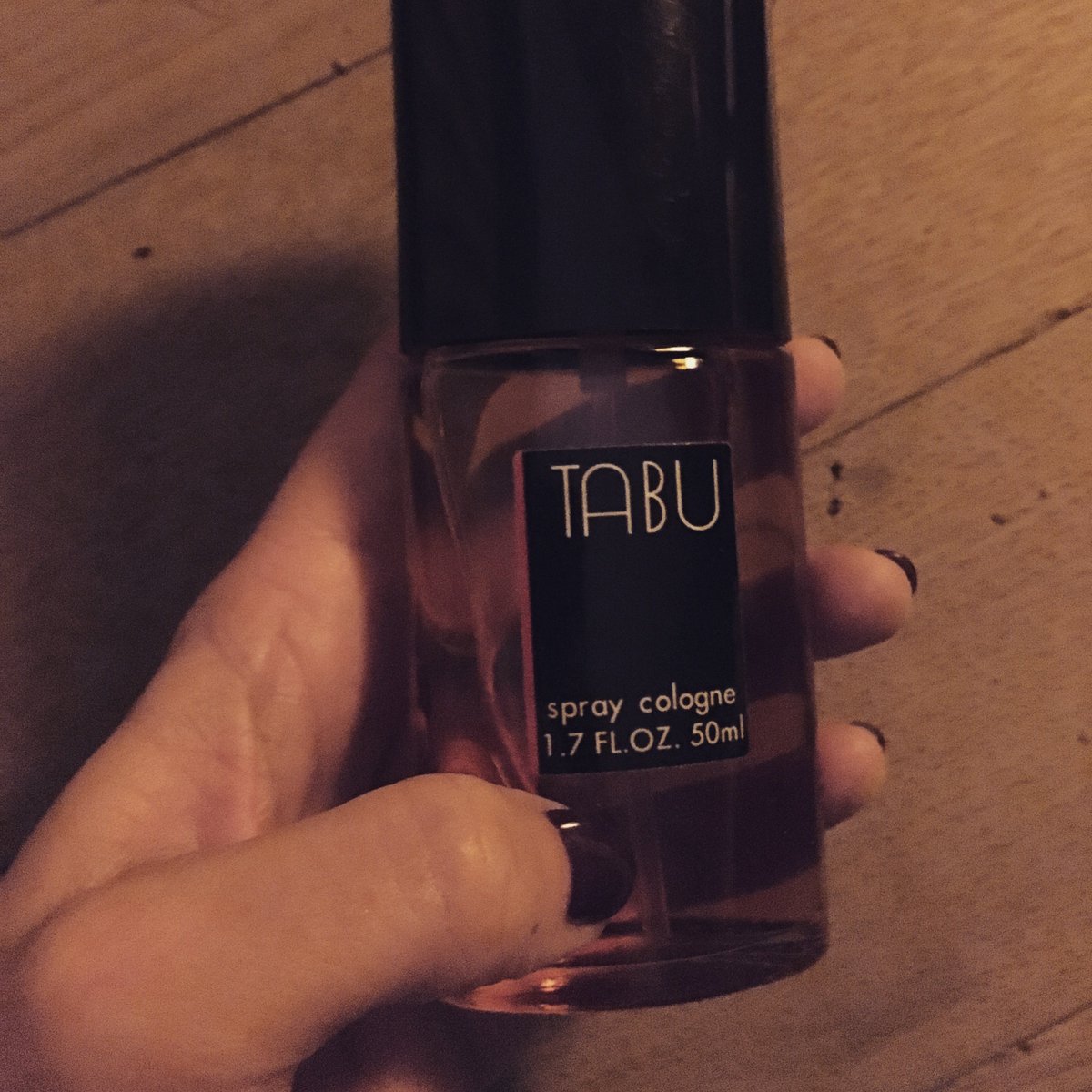 The scent of tabu blog.fracasnoir.com/the-scent-of-t… #dana #fragrances