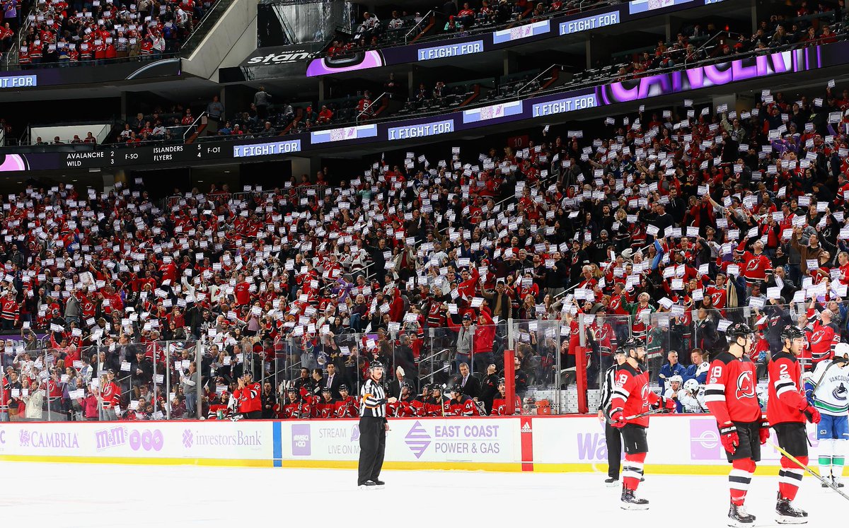 NHL tweet picture