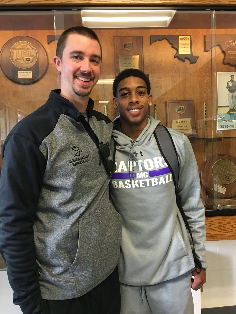Nothing better than watching <a href="/SV_BoysBball/">Seneca Boys Bball</a> alum play in college. <a href="/TyranCrawford/">Tyran Crawford</a> even hit the game winning shot!!
