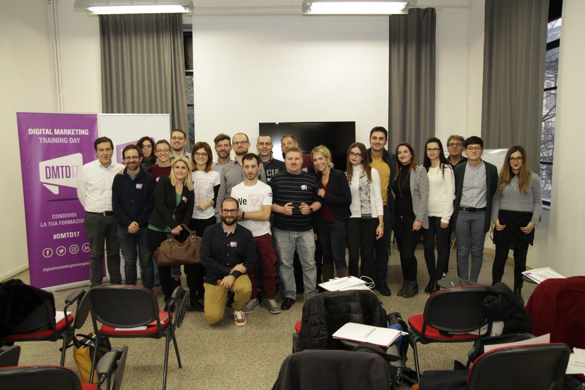 DMTD17's tweet photo. Grazie mille a tutti. Una giornata da incorniciare su Google #adwords e #analytics insieme a @thulasa e @filippoTrocca presso @abafrosinone https://t.co/0g7gb66qFy