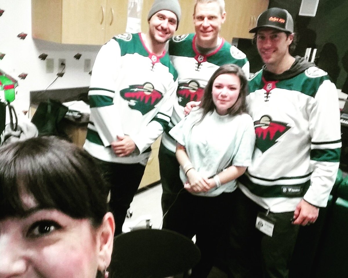AnabelBirt's tweet photo. @thelnino22 thank you for visiting my daughter. She hopes really wants to play hokey...hopefully soon! https://t.co/7Mty1rPu72
