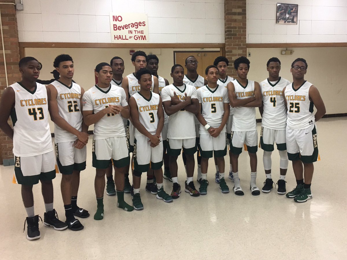 Coach Finnin tweet media