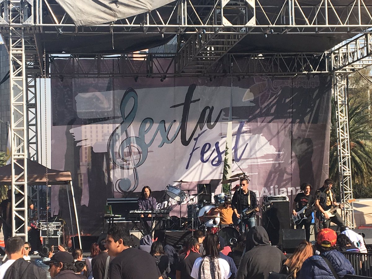 NAlianzaCDMX's tweet photo. El #SextaFest continúa en el Monumento a la Revolución , ahora moviéndonos al ritmo de @sierraleonmusic ! #VenteConNuevaAlianza y vamos a brincar, bailar y cantar contra la violencia hacia las mujeres. #DíaNaranja https://t.co/6oRV2sHvYr