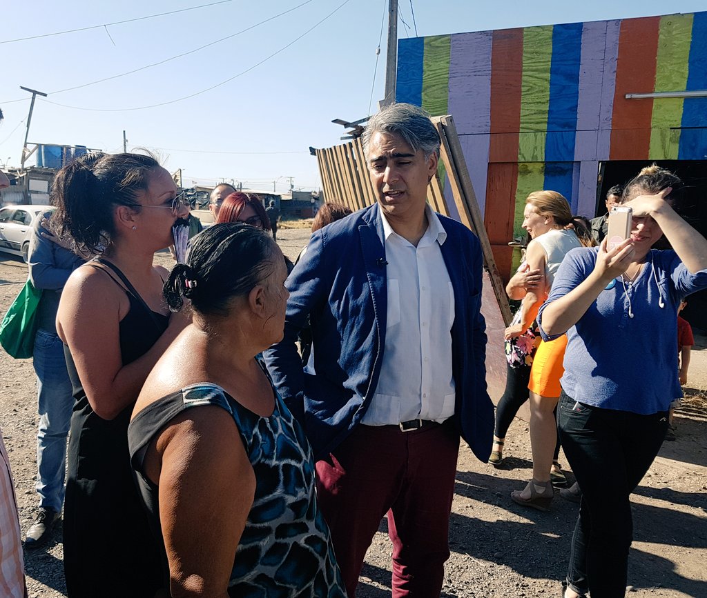 PedroAbarcaPRO's tweet photo. Felicitaciones a @mariseka diputada del pueblo y l@s compañer@s del Distrito 14. Hoy seguimos siendo  mas progresistas y marquistas que nunca. Adelante con todas las fuerzas de la historia !! @marcoporchile @KarendTV https://t.co/FGHtB2cVFk