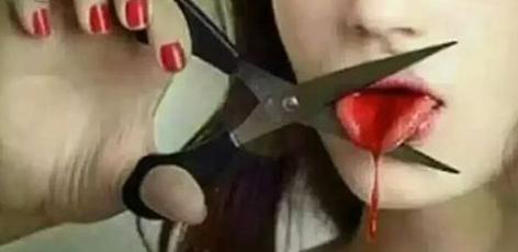 {لسان الكال أحبك،~،يفﻻن كصيته} #قل_للحب_كلمه