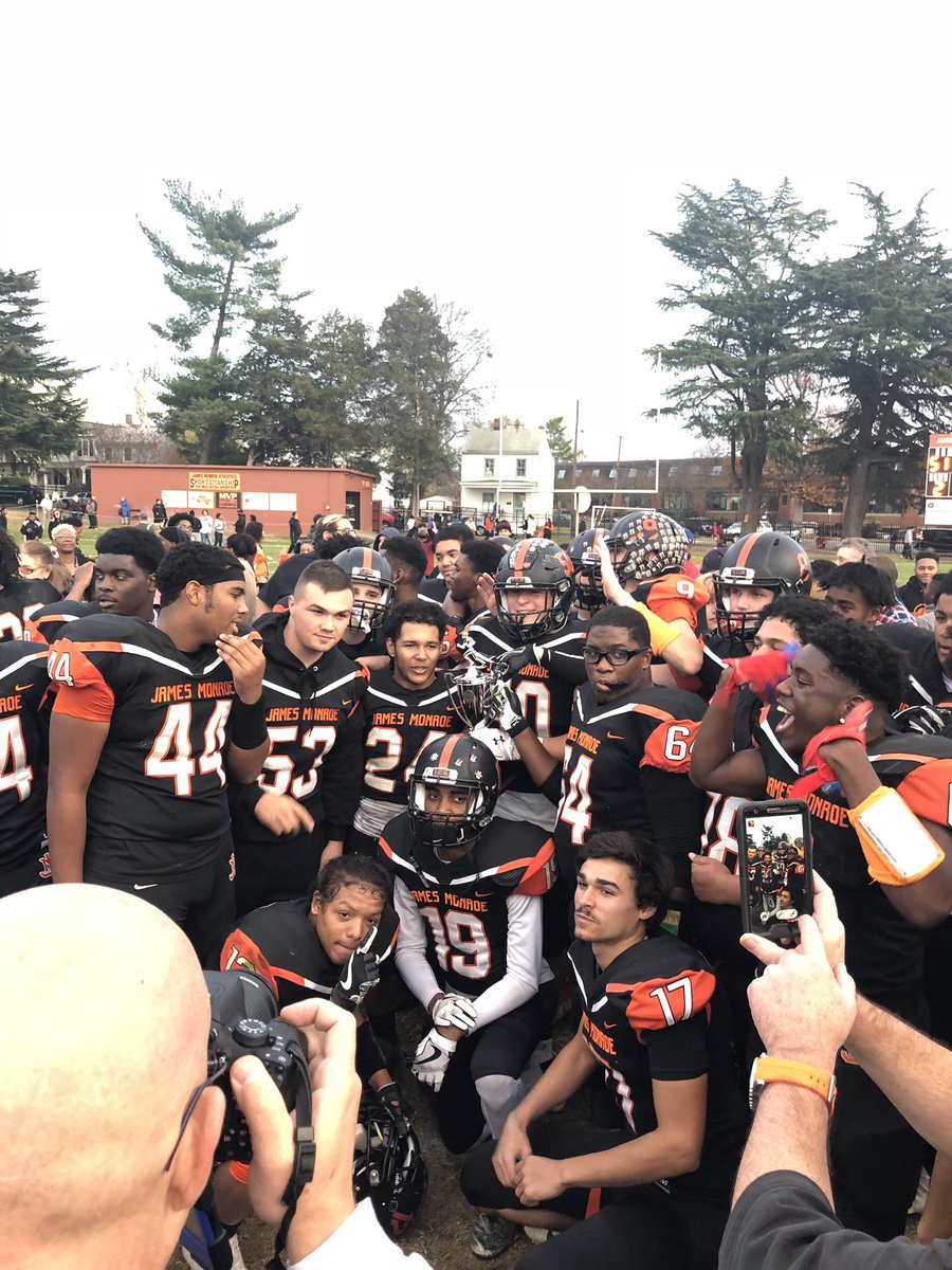 JMHS_Athletics's tweet photo. JM 51, Culpeper 27 FINAL.  JM wins the Region 3B Championship https://t.co/2UQ7mYMRRU