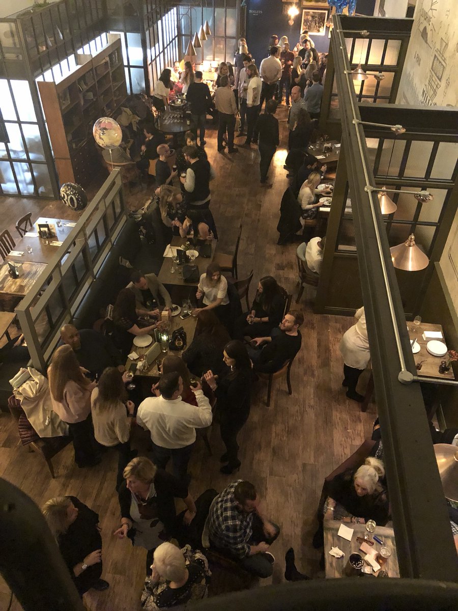 OldBrewery's tweet photo. Saturday night 🙌🏻🍸🥂🍻
#WeekendVibes #SELondon #SE10 #Greenwich #SecretPub #ThroughTheGates @orncgreenwich https://t.co/v22w155x68