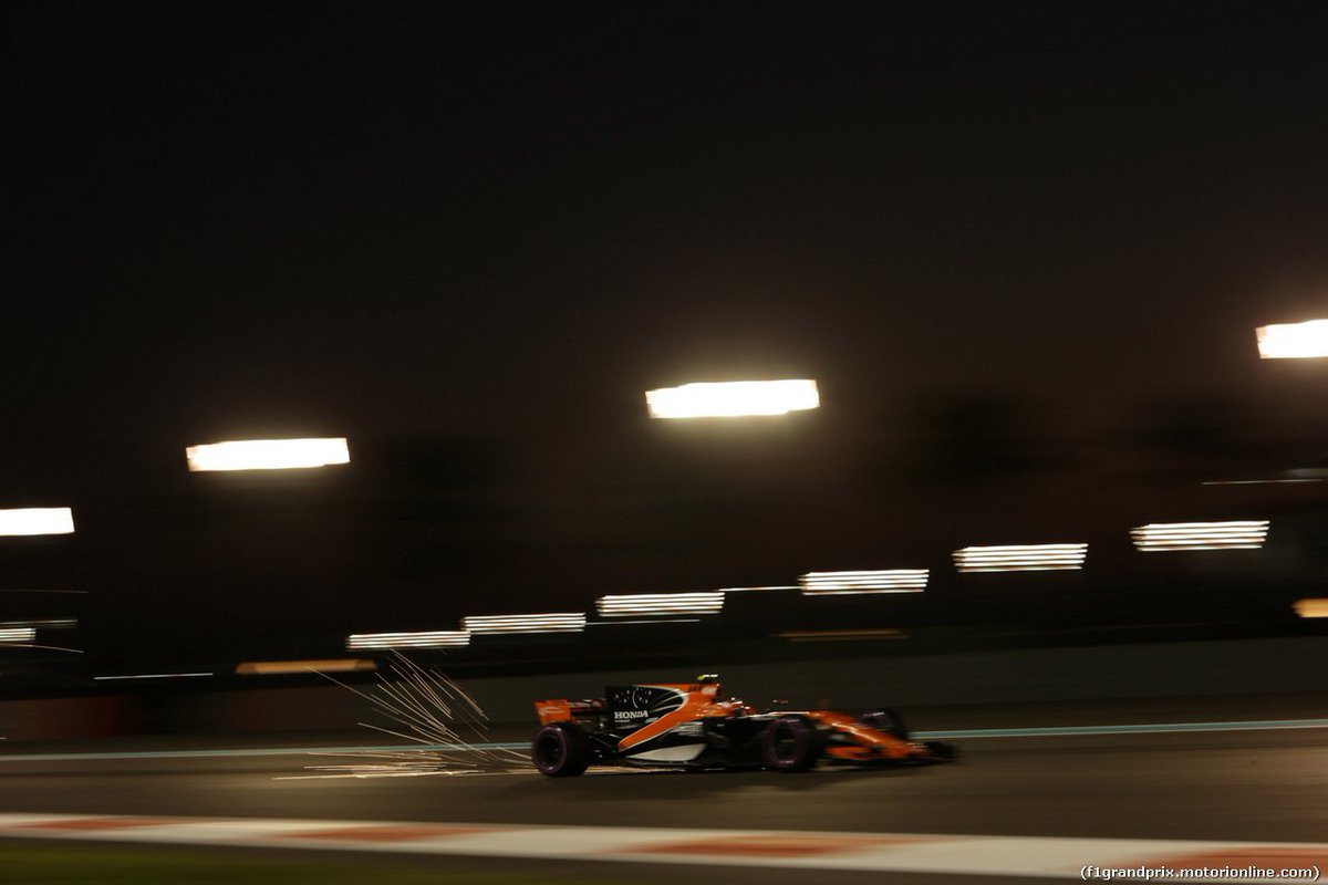Supportalonso_'s tweet photo. #F1 #stoffelvandoorne #mclaren #fsv2 #teamstoffel #AbuDhabiGP @svandoorne https://t.co/ZAkE3GZj90