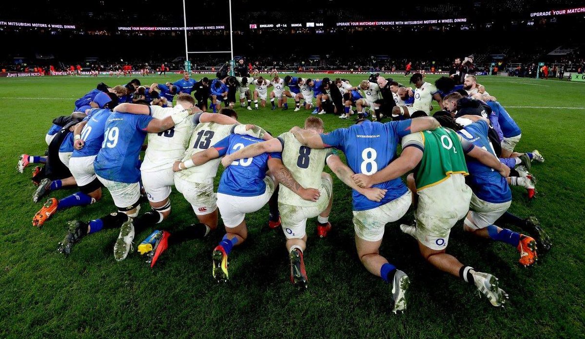 redders561's tweet photo. @EnglandRugby @JoeMarler @dannycare @ChrisRobshaw @mikebrown_15 #RugbyUnited in 1 picture #EngVSamoa ๐น https://t.co/gQzYLykSYv