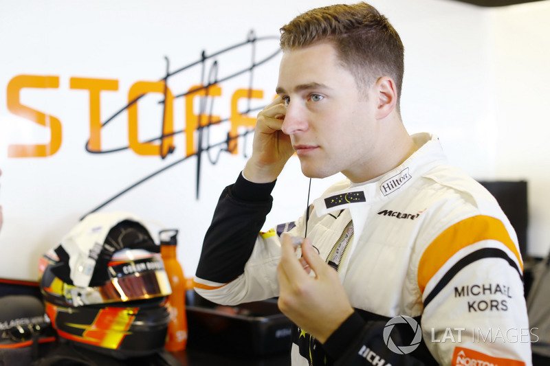 Supportalonso_'s tweet photo. #F1 #stoffelvandoorne #mclaren #fsv2 #teamstoffel #AbuDhabiGP @svandoorne https://t.co/Q6YARhtlcZ