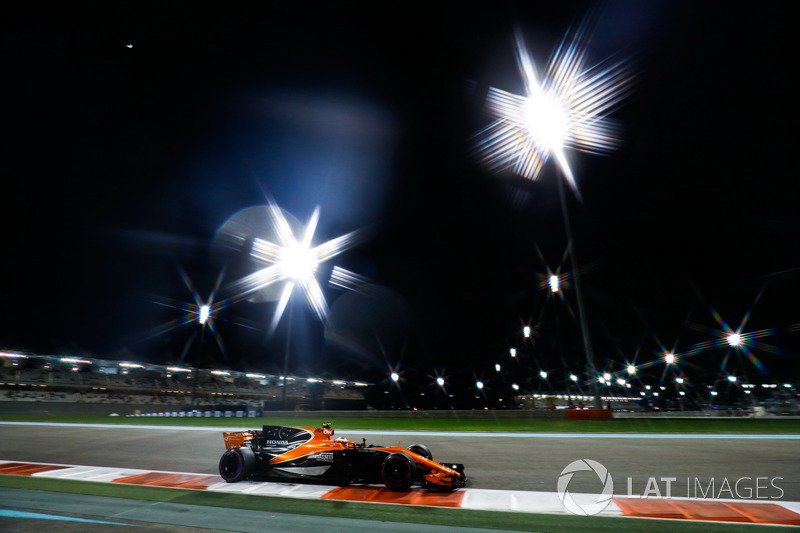 Supportalonso_'s tweet photo. #F1 #stoffelvandoorne #mclaren #fsv2 #teamstoffel #AbuDhabiGP @svandoorne https://t.co/oxo95XCUug