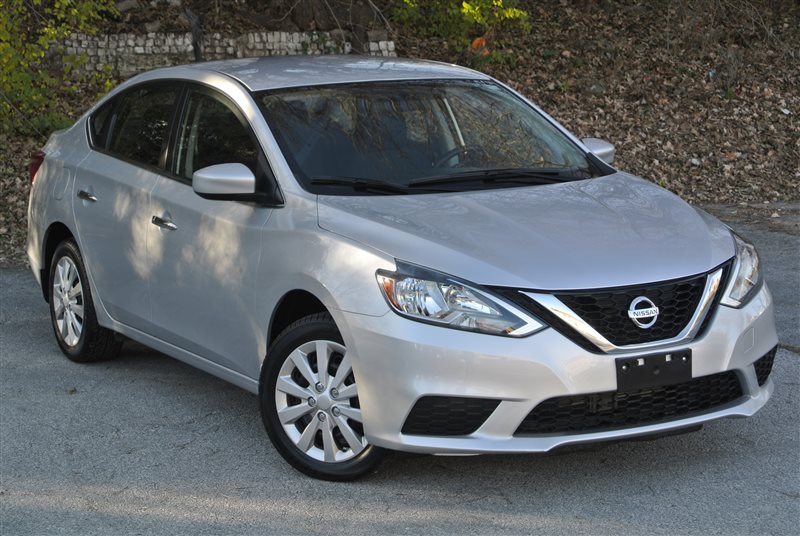 BestChoiceAuto's tweet image. 2016 Nissan Sentra S with 33,871 Miles. Kansas Rebuilt Title. With the price we are including 1 year/15,000 miles limited powertrain warranty. Give us a call for more information at 913.621.1900 or visit BestChoiceAutoSale.com