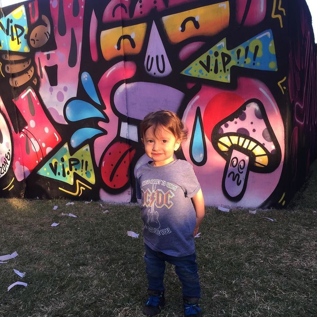 Tengo5Anios's tweet photo. Visitamos a la madrina @romimb1 🌞#MovistarFRImusic #SerPadresHoy https://t.co/eQ7R2K7Ws2 https://t.co/roQCHGdn7r
