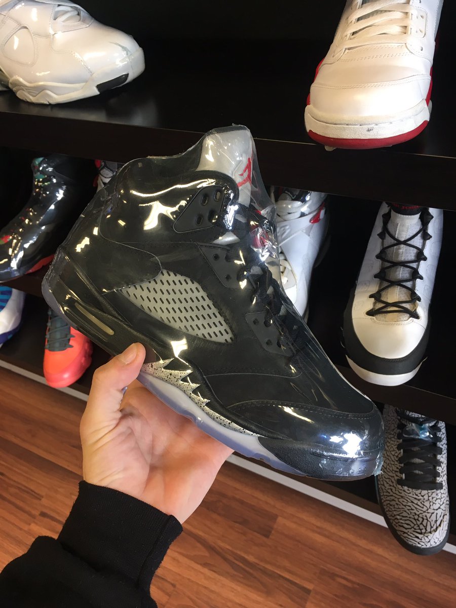 SHOP_U7's tweet photo. 10-20% OFF THE ENTIRE STORE.
NOW THROUGH CYBER MONDAY. https://t.co/vwM5kiflog