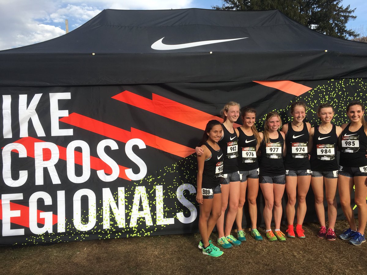 nike cross south