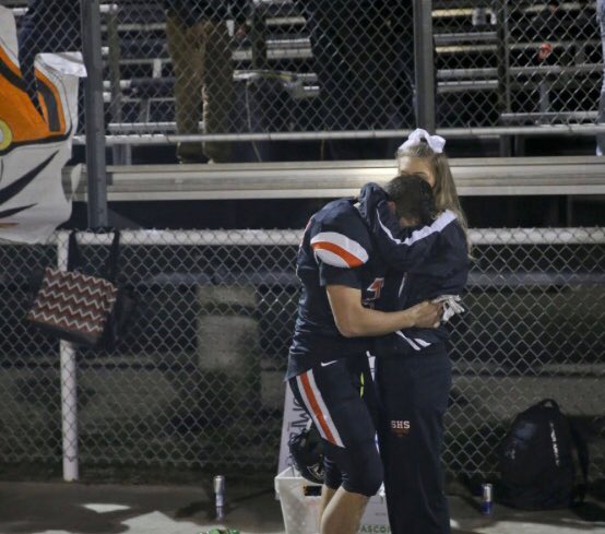kaley_shawn's tweet photo. these pictures are really sad but I just wanted to say how proud and how thankful I am that I got to cheer you on 3 extra weeks this season❤️🏈 https://t.co/SbKucj3CLp