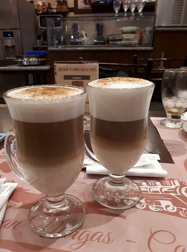 gelyjacque's tweet photo. Disfrutando https://t.co/ppj8HA5kLj