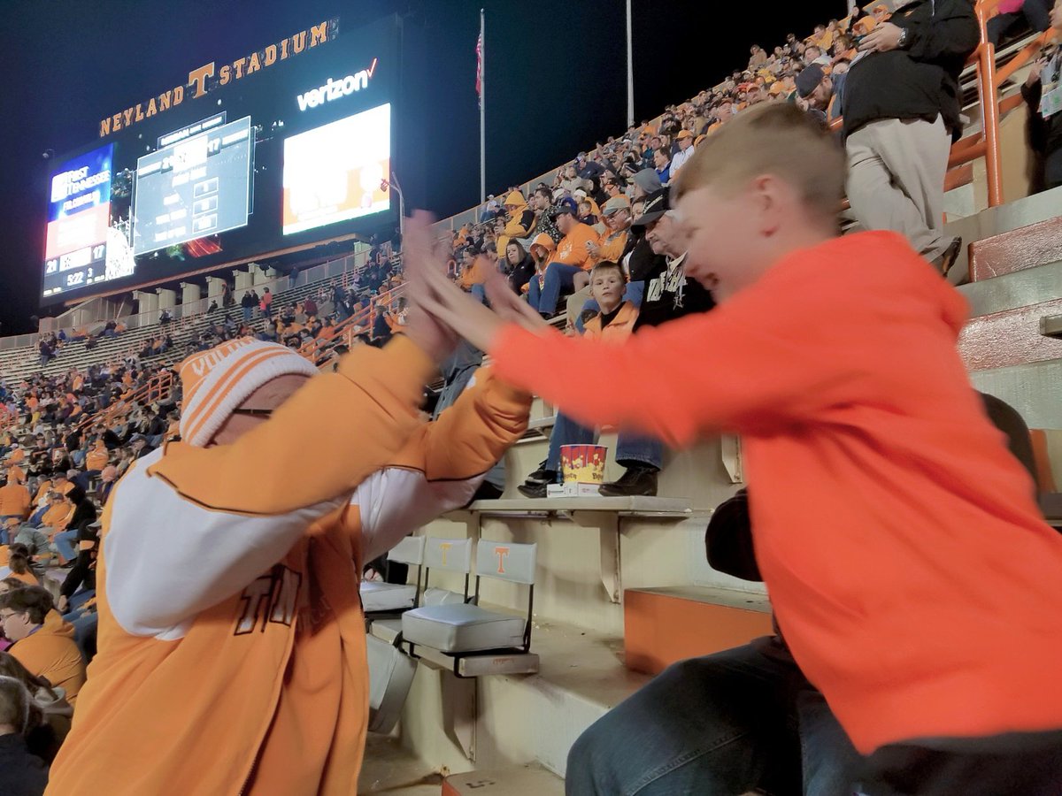 RDawnRobinson's tweet photo. Vols fans young and old are the best! #VFL #Vols #UTvsVandy https://t.co/7z7XkLC45X
