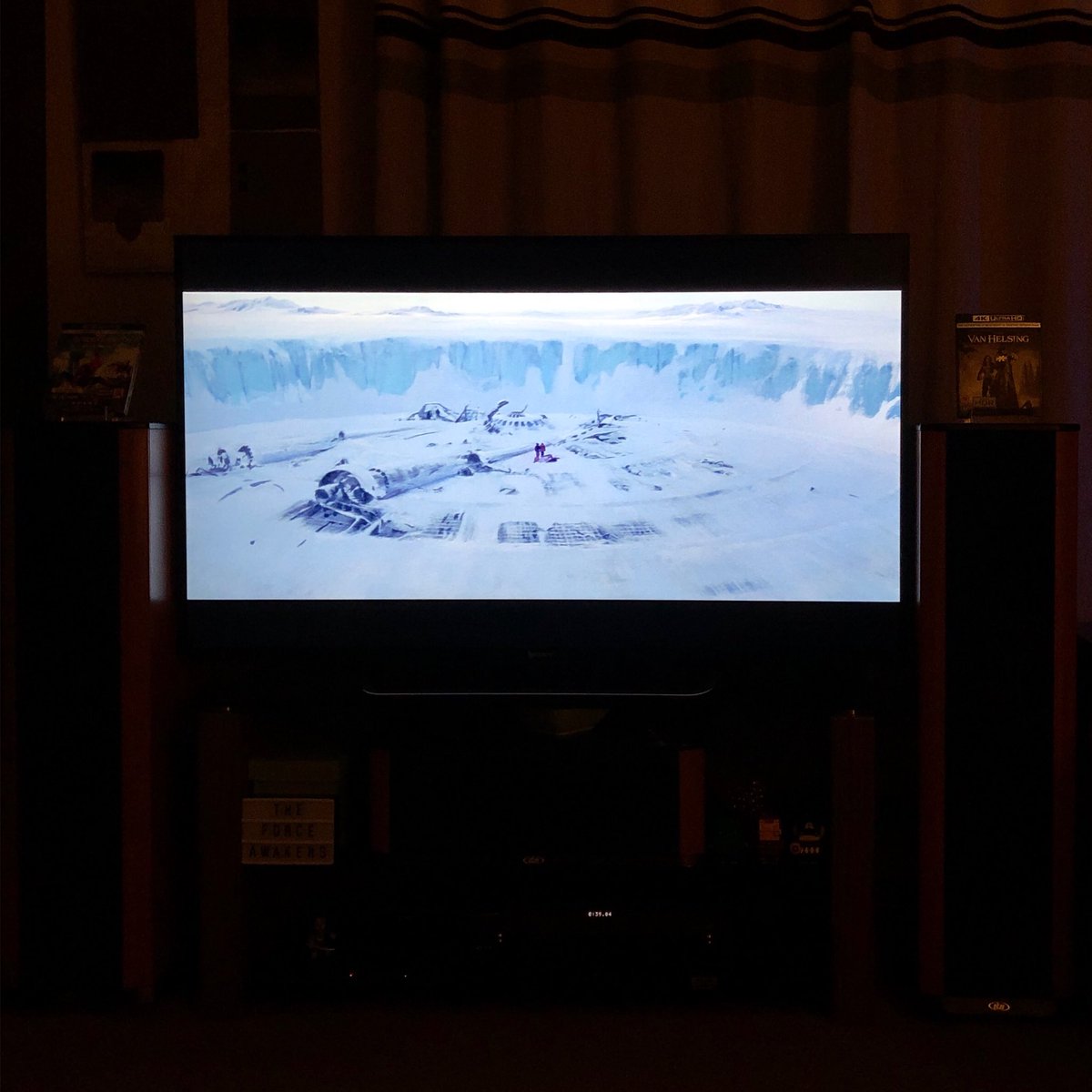 MovieCaveDave's tweet photo. Late Nite Movie Time...
‘The Thing’ Re-Mastered By @ArrowFilmsVideo
Finally Found Some Time Fo This Classic.
#DTSMA #TheThing #JohnCarpenter #BluRay #BluRayAddict #BluRays4Life #BluRayCollectors #BluRayCollecting #BluRayCollector #MovieBuff #HomeCinemaAddict #HomeTheatre https://t.co/T6o0Lg8QRm