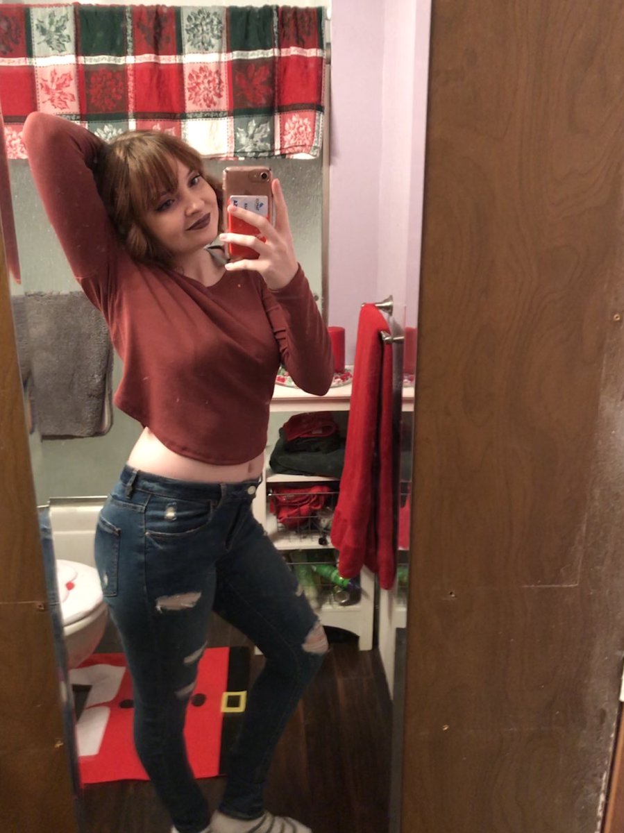 DrewAnna_'s tweet photo. Ya girl went from being an anorexic size 00 to a healthy looking size 9. Hooray for me 😊 https://t.co/1733FsxHNl
