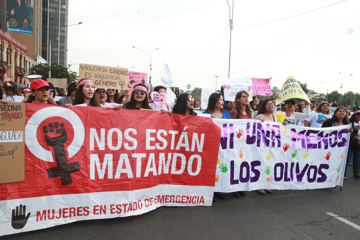 Agencia_Andina's tweet photo. #NiUnaMenos: Así se desarrolla la marcha contra la violencia de género [galería] https://t.co/FpCEKMEHlS https://t.co/yb34EX5e1h