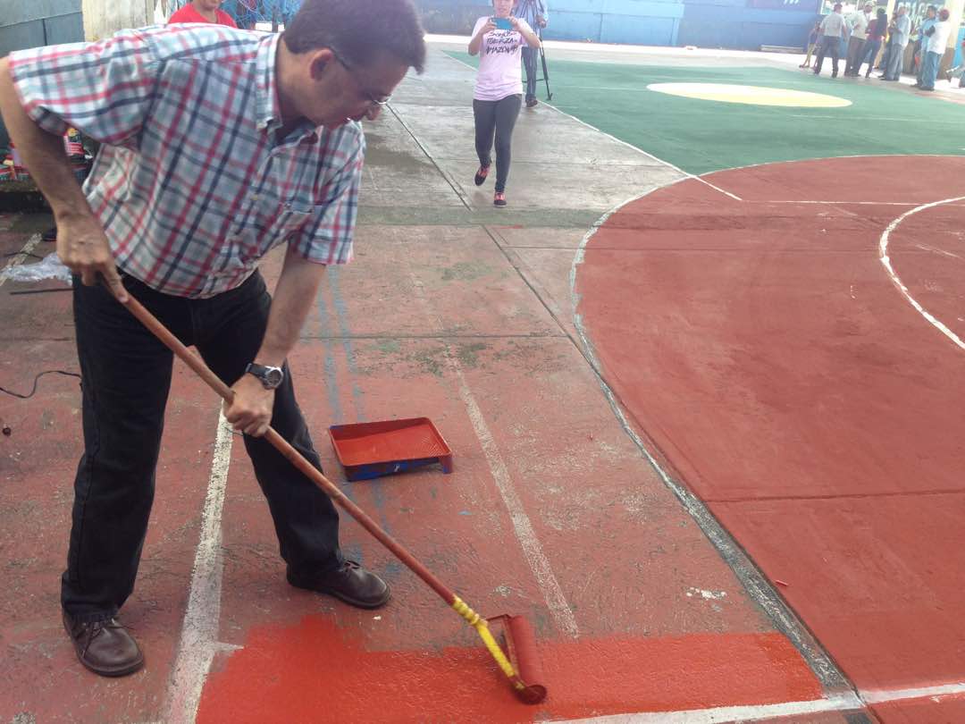 GobAmazonas's tweet photo. Gob #MiguelRodriguez: "En el Escondido 1, dimos continuidad al plan para recuperar una cancha todos los sábados..."
@MLambiente https://t.co/c0zJVGiNAS