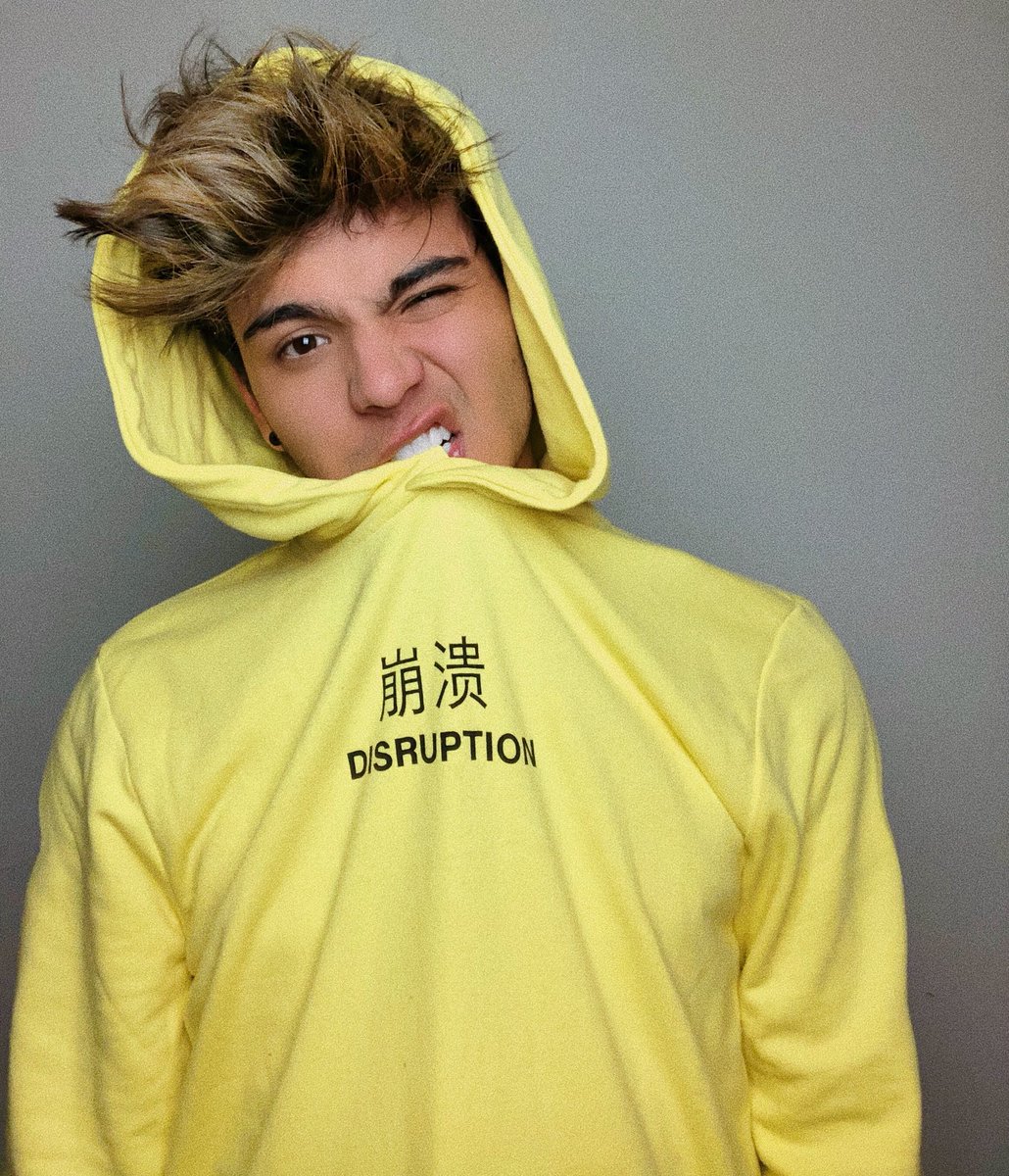 villalobossebas's tweet photo. 🤟🏼💛 https://t.co/HCNlRZit0H