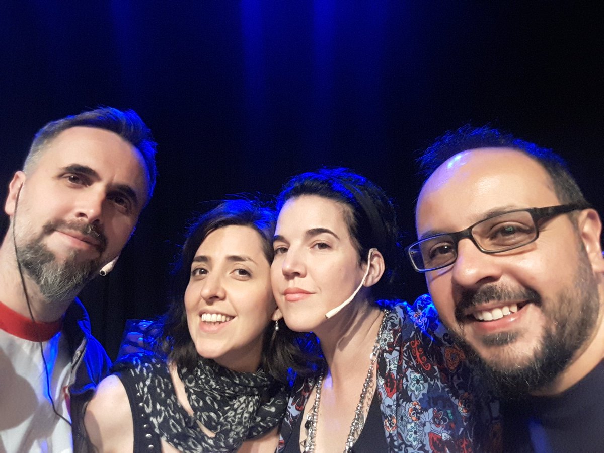 BarulloStandUp's tweet photo. Función despedida de @BarulloStandUp . Volvemos en Abril con show nuevo. Gracias a todos! https://t.co/rtesFFSiZh