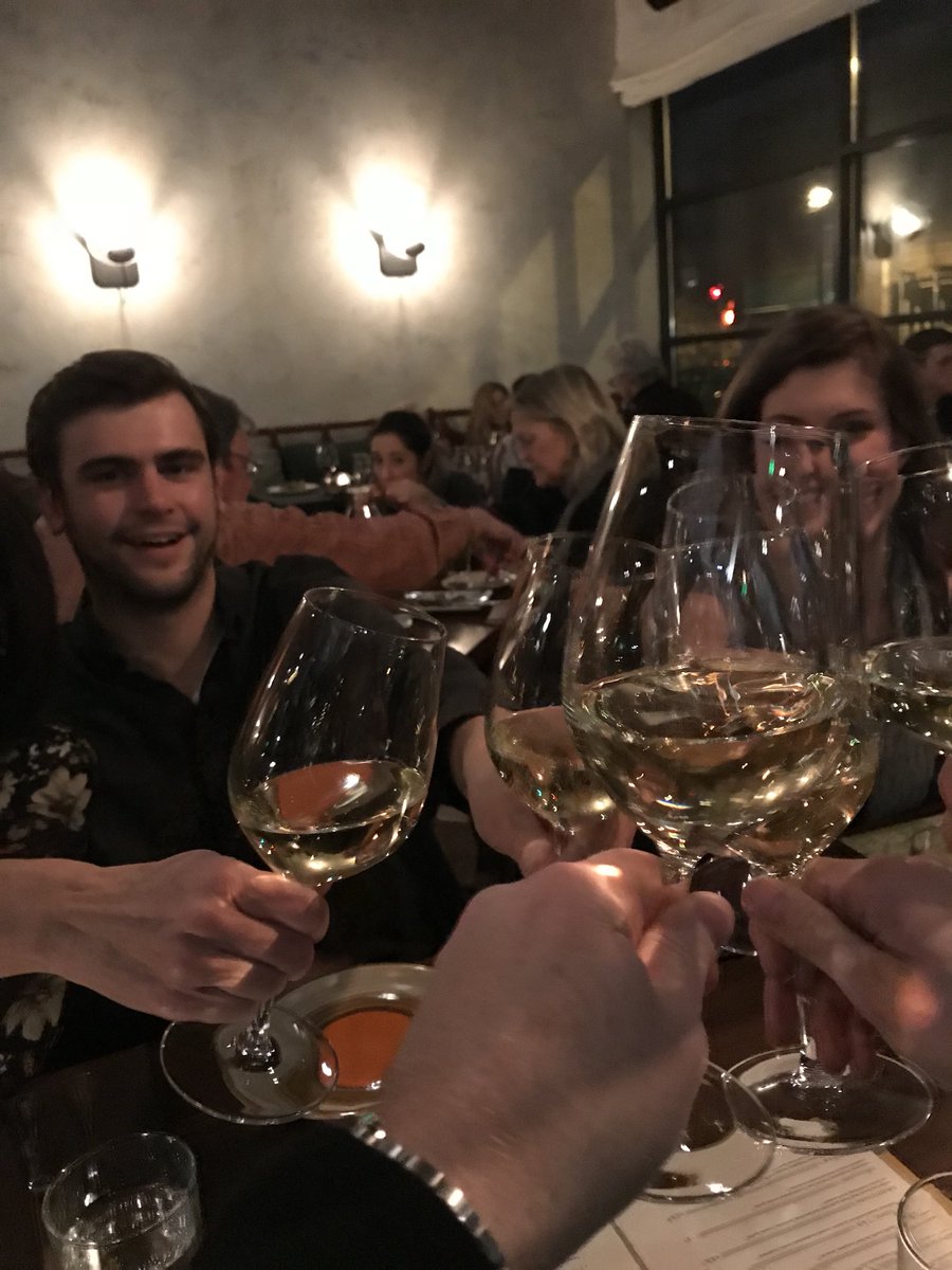 dblblkdimnd's tweet photo. Celebrating Michael’s 26th buubles &amp; @youngjoni_mn love this place @annbkool Cheers! https://t.co/9NexCyJWRK