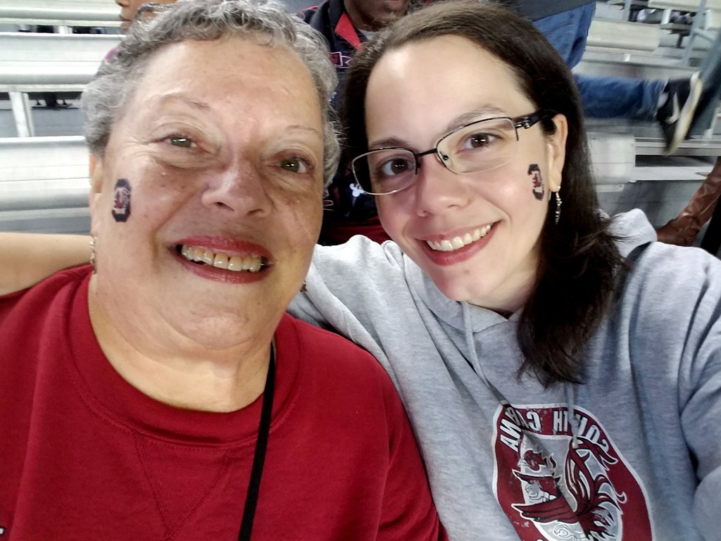 KathyWa29550's tweet photo. #SPURSUP https://t.co/FFGn61bzBU