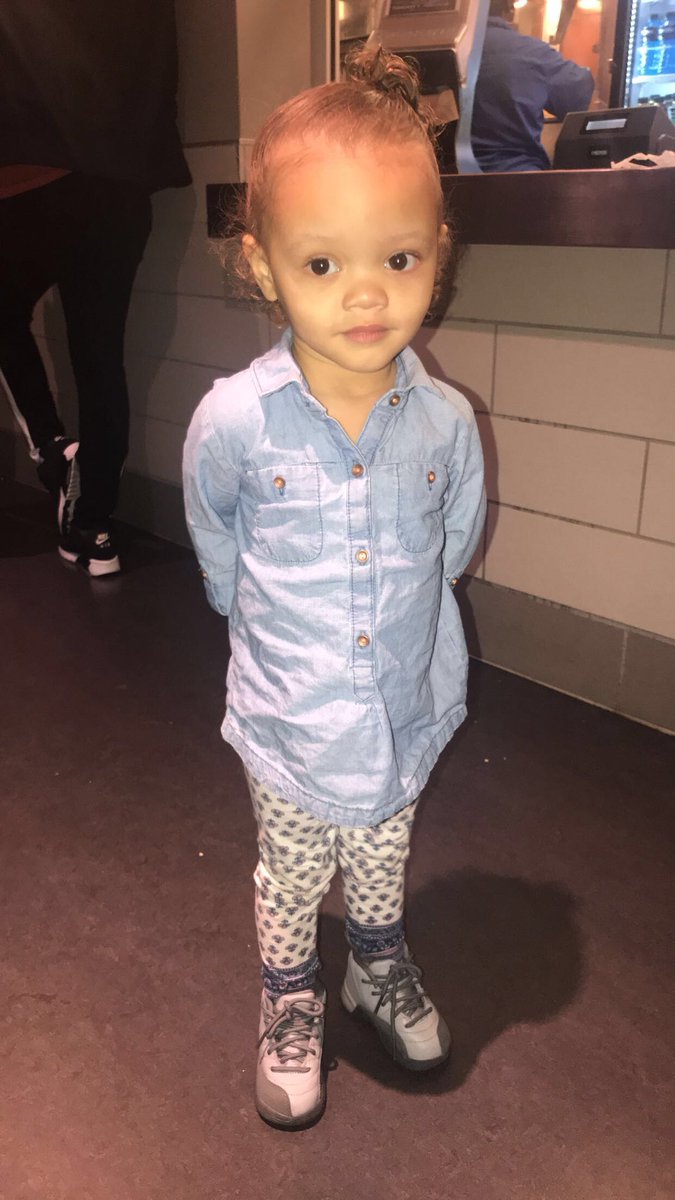 Qkeepsit1000's tweet photo. My daughter’s be flexing baaaad 🗣🤷🏼‍♂️👐🏼😂❤️💯 https://t.co/ywrdGPQdzP