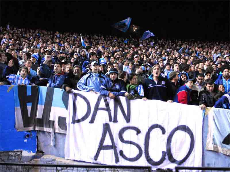 ¿Cómo juega el Racing de Cocca?