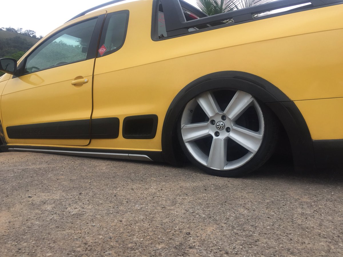 Rapha_Moreira_'s tweet photo. Estamos sumidos, não mortos! #ToVoltando #SeguraORetorno #2FCustom https://t.co/5ZXDWrUIFs