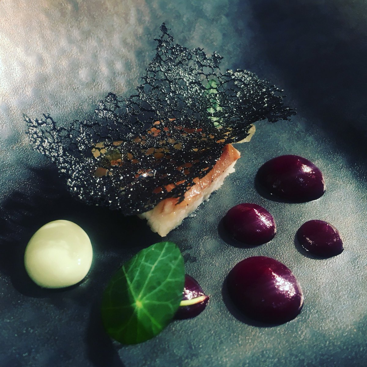 Smoked eel squid sharp beetroot purée wasabi pearl pickled apple simple but balanced flavour <a href="/GoodFoodGuideUK/">The Good Food Guide</a> <a href="/yorksfoodguide/">yorkshirefoodguide</a> <a href="/E_Beardmore/">Ellen Beardmore</a> <a href="/MichelinGuideUK/">The MICHELIN Guide</a> <a href="/hiddengemcafe1/">thehiddengemcafe</a> <a href="/SheffRestGuide/">Sheffield Restaurant</a>