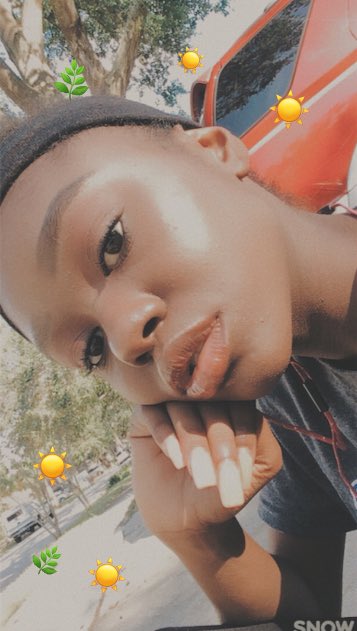 CherryRedCream's tweet photo. My highlight be popping Boi! Brighter than some of y’all futures #Highlight #aestheticthread #aesthetics #nature https://t.co/r5a8bOcZqm