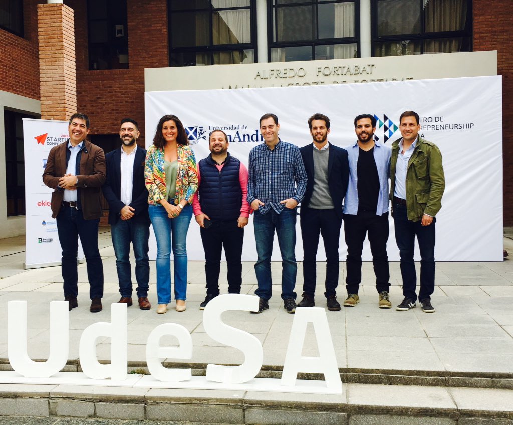 Gracias <a href="/bilinkis/">Santiago Bilinkis ⭐⭐⭐</a> <a href="/juliabearzi/">Maria Julia Bearzi</a> <a href="/saconicolas/">Nicolas Saco</a> <a href="/jplafosse/">Juan Pablo Lafosse</a> @martinumaran <a href="/patriciogigli/">Patricio Gigli</a> <a href="/iestivariz/">Ignacio Estivariz</a> por participar como jurados de la 1era UdeSA Start Up competition!