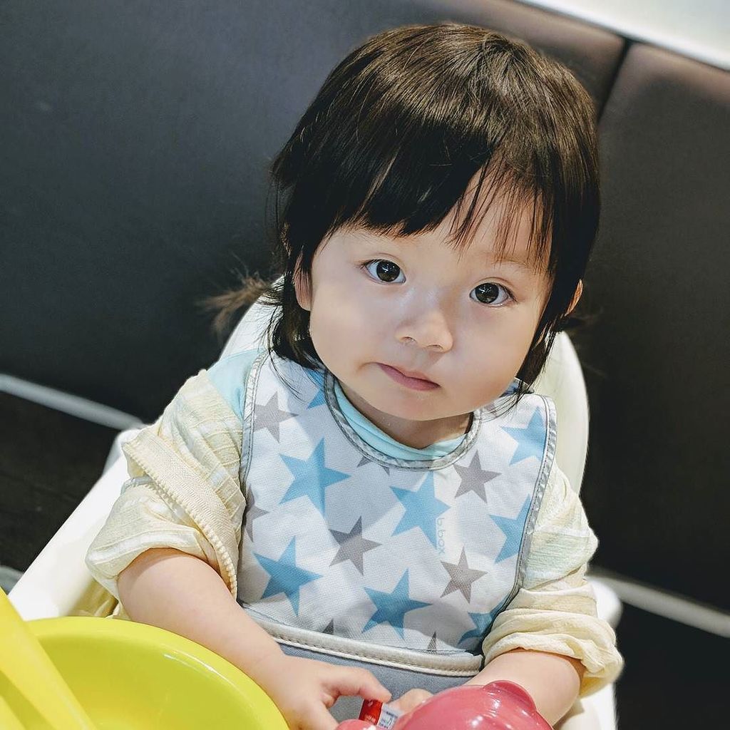 JackyCheung328's tweet photo. This little chicky turns 18months today! #18monthsold #princesso #oliviacheung #張依喬 #babiesofinstagram #babyig #igbaby #sydneysider #sydig #hkig https://t.co/Z5sBZuTfmg https://t.co/kjL7mIMn5f