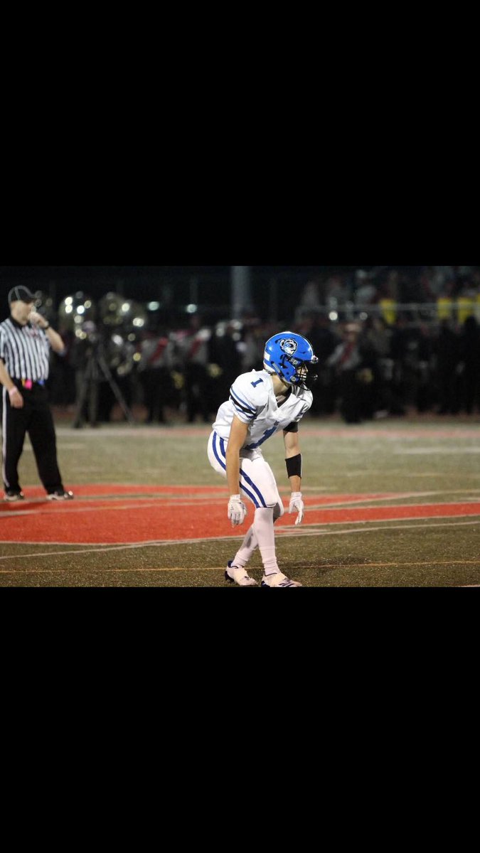 cjholder33's tweet photo. Thank you LZ for the best for 4 years of my life. I’m blessed to have had the best town, student section, coaches, and teammates in the state.  #lzfb 🙏🏻 https://t.co/Dnknd78Lqh