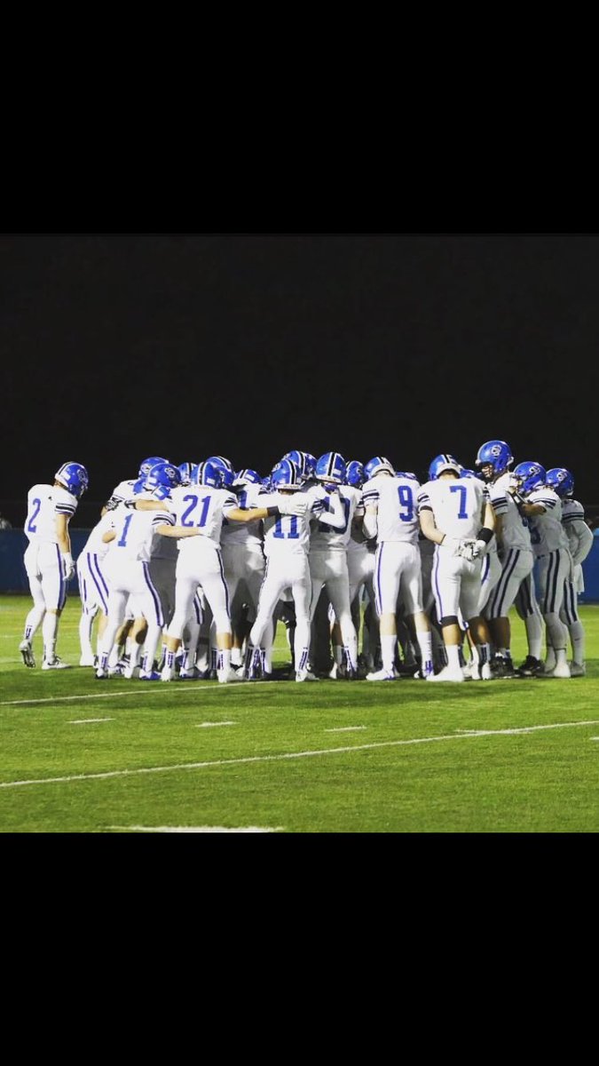 cjholder33's tweet photo. Thank you LZ for the best for 4 years of my life. I’m blessed to have had the best town, student section, coaches, and teammates in the state.  #lzfb 🙏🏻 https://t.co/Dnknd78Lqh