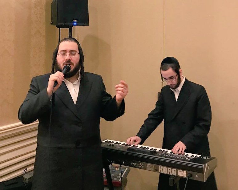 Jewish Music (@jewishmusichook) on Twitter photo Beautiful #ShaveBrushes getting done tonight by the amazing <a href="/BlumenfeldChaim/">Chaim Blumenfeld</a> & <a href="/BeriWeber/">Beri Weber</a> as leads with music by #MosheRosenbaum Beautiful #ShaveBrushes getting done tonight by the amazing <a href="/BlumenfeldChaim/">Chaim Blumenfeld</a> & <a href="/BeriWeber/">Beri Weber</a> as leads with music by #MosheRosenbaum